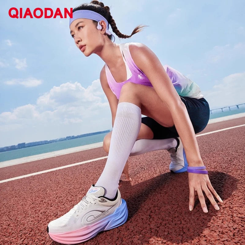 Tênis de Corrida Feminino QIAODAN TG1.0 para Maratona 2026 Novo, Plataforma, Amortecimento de Impacto, Macio, para Longa Distância QDB022253285