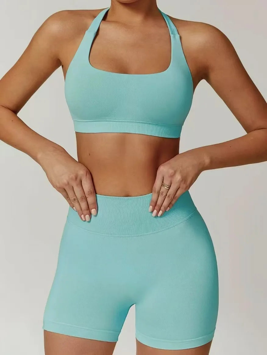 Conjunto de Yoga Feminino com Top Halter e Shorts de Cintura Alta, Ajuste Justo e Versátil para Fitness e Esportes