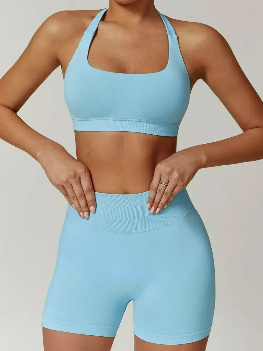 Conjunto de Yoga Feminino com Top Halter e Shorts de Cintura Alta, Ajuste Justo e Versátil para Fitness e Esportes