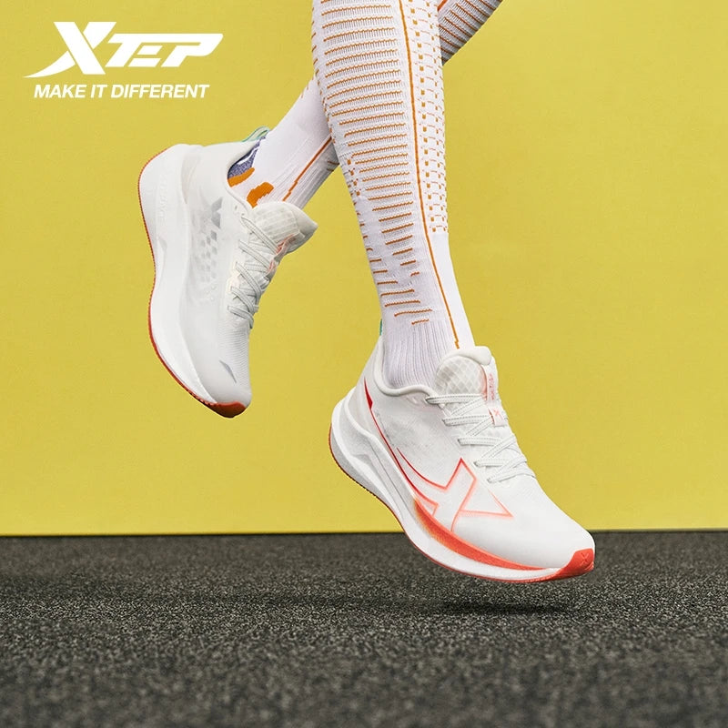 Tênis de Corrida Xtep 2000km 5.0 para Mulheres com Amortecimento, Cores Modernas, Duráveis e Solado Elástico 874118110024