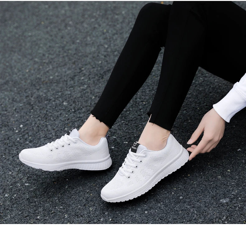 Tênis Casuais Femininos, Moda Respirável, Sapatos Planos de Malha para Caminhada, Tênis para Corrida e Academia, Calçados Femininos Brancos